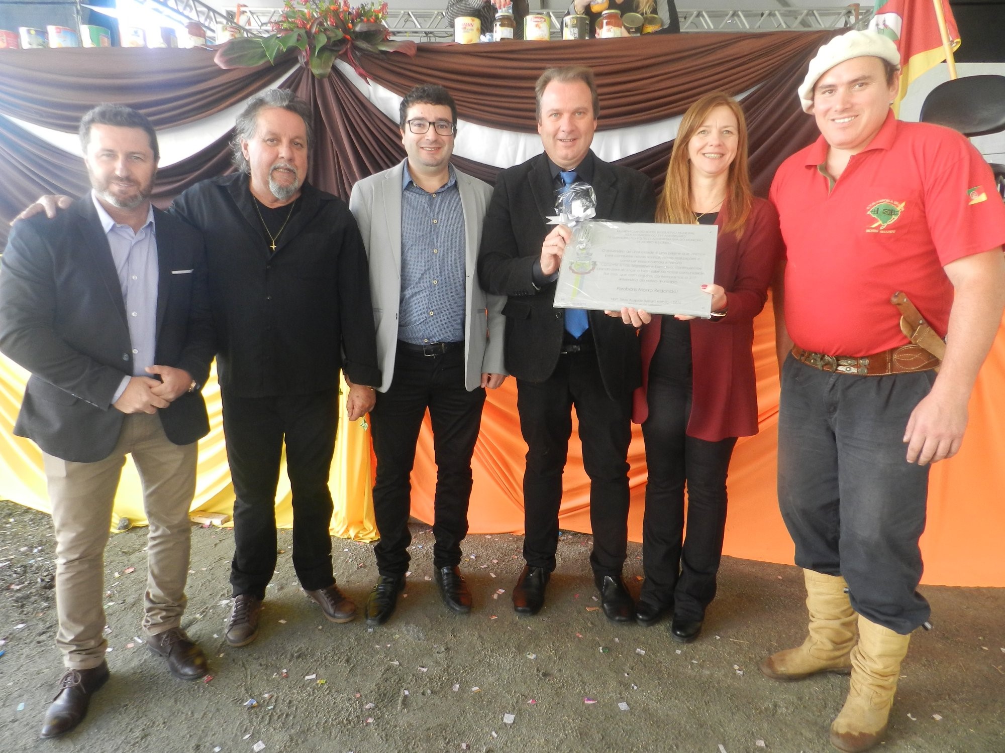 31ª Festa do aniversário de Morro Redondo é um sucesso atraindo milhares de visitantes.